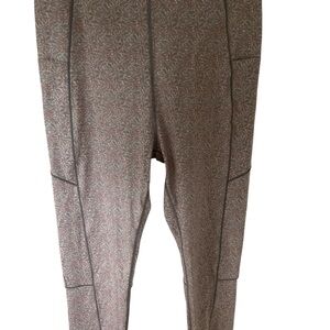 Nic and Zoe Active Leggings in Mauve Pink Print